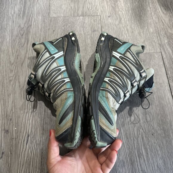 Salomon Athletic Shoes in Gray and Blue - Picture 9 of 9